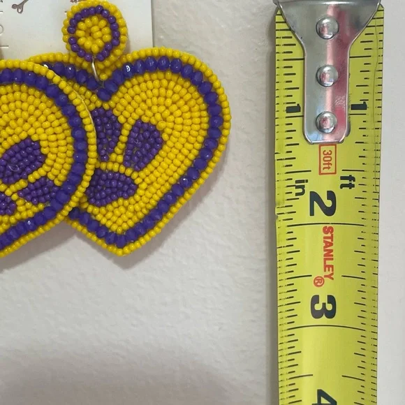 💜RESTOCK!💛 Beaded Paw Print Heart Earrings LSU Tigers - Picture 2 of 2